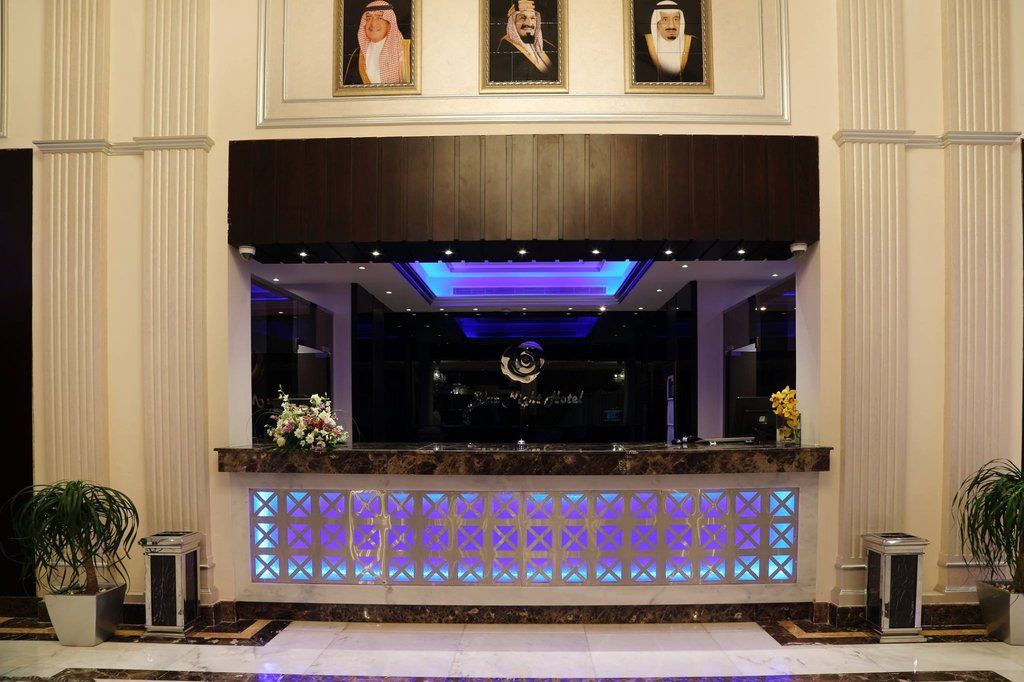 Blue Night Hotel เจดดาห์ ภายนอก รูปภาพ