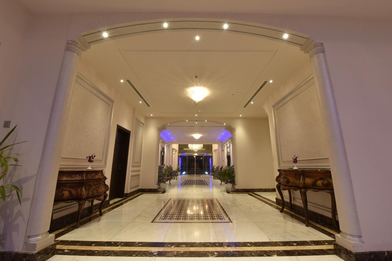 Blue Night Hotel เจดดาห์ ภายนอก รูปภาพ