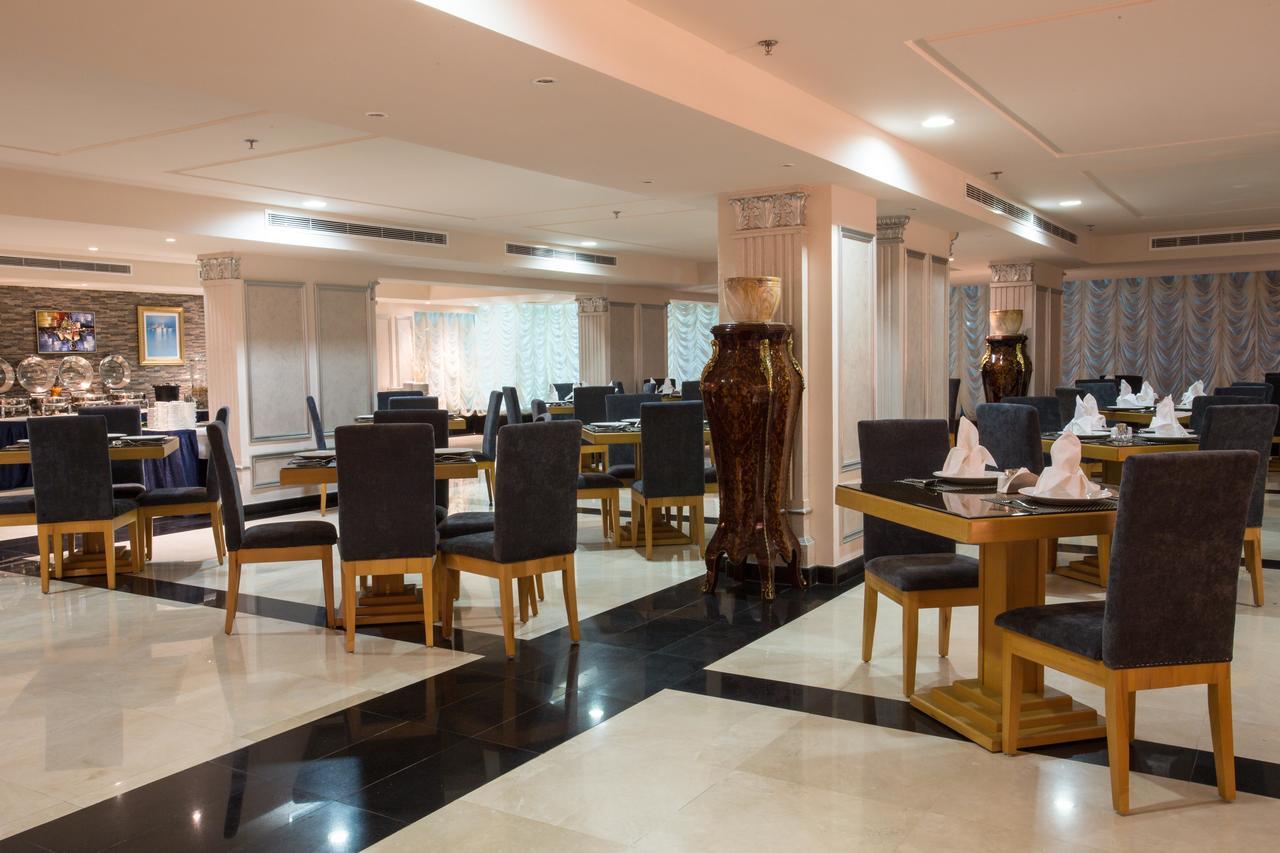 Blue Night Hotel เจดดาห์ ภายนอก รูปภาพ